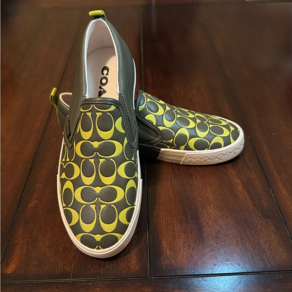 Coach Men’s Printed Pebble Slip-On Skate Sneaker Army Green 9D (EUR 42) - Picture 3 of 9